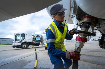 Photos Le Bourget - TotalEnergies aviation refuelling