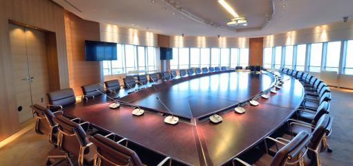Grande table de réunion de la salle du Conseil, Tour Coupole
