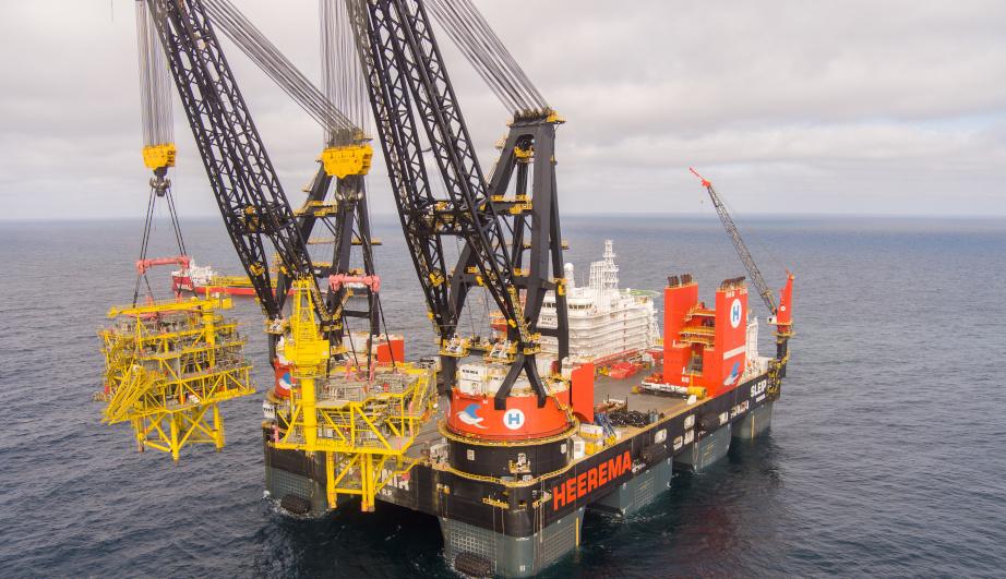 installation gazière offshore de Tyra au Danemark - voir description ci-après